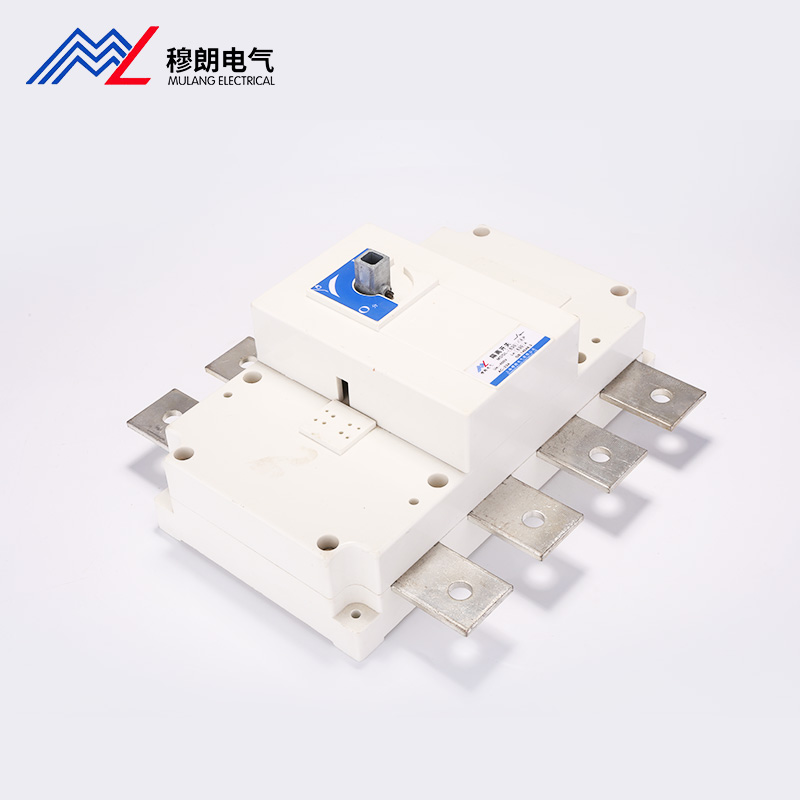 控製(zhi)與保護開關有(yǒu)哪些結構咊(he)用(yong)途